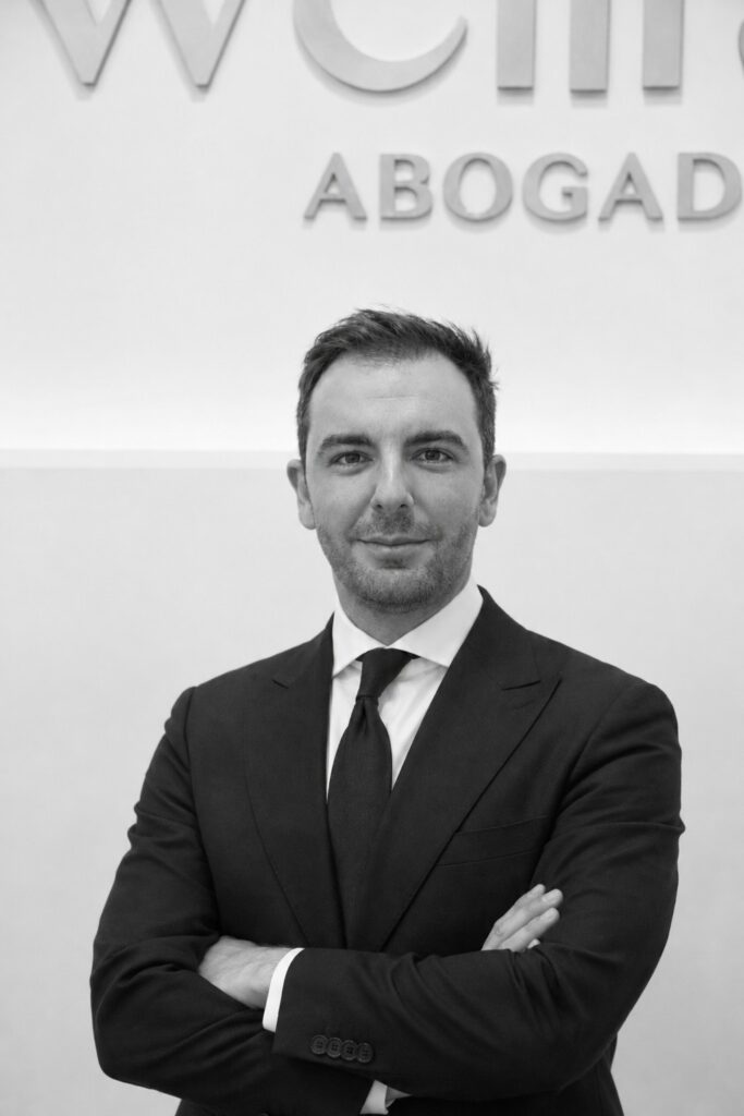 Álvaro Gandarillas Alarcón, abogado senior de Welllaw Abogados